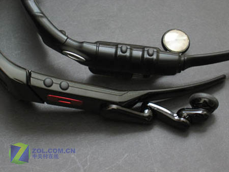 MP3 ���������ܰڿ� Oakley Thump 2ͼƬ����,ͼ8-ZOL�йش����ߵ�8��