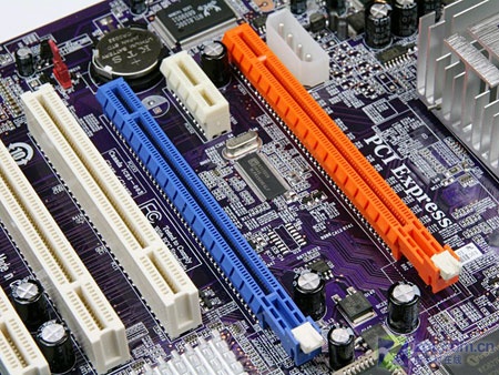 ��Ӣ��ECS��965PLT-A (V1.0)ͼƬ���� ��6�� -ZOL�йش����ߵ�6��
