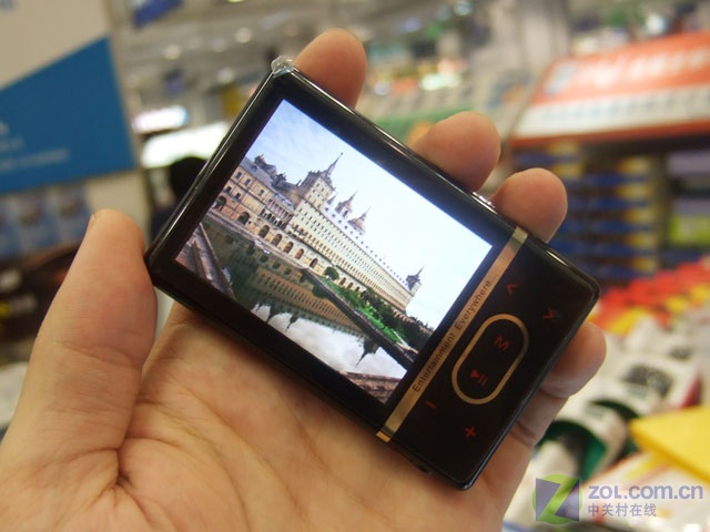 ���á�ƻ��о�� ��ħ���ɿ���RM650����ͼƬ����,ͼ1-ZOL�йش����ߵ�1��