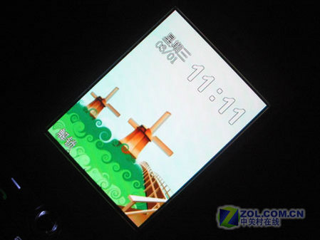 图为夏新E65双核“智帅”手机屏幕表现