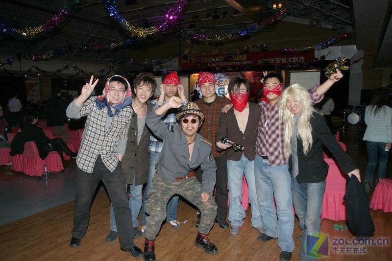 ��д��ƪ��! 2006��ZOL�ܽ���ʢ��ͼƬ����,ͼ9-ZOL�йش����ߵ�9��