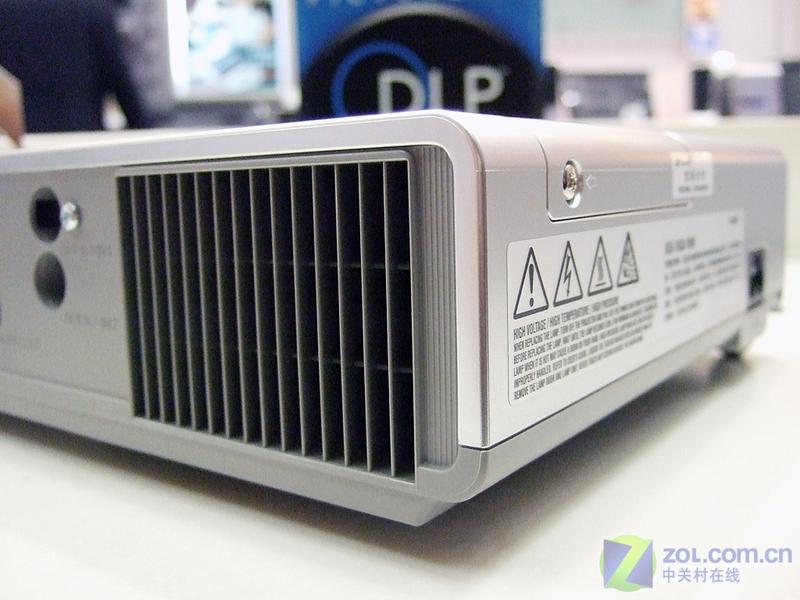 ������Hitachi��HCP-70XͼƬ���� ��6�� -ZOL�йش����ߵ�6��