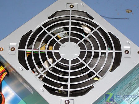 ��ʿ����Foxconn���λ�Ӣ��HH-450WPTAͼƬ���� ��4�� -ZOL�йش����ߵ�4��