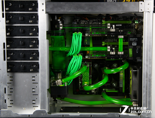 雷神塔再次发威 打造超酷NV主题机箱_酷冷至