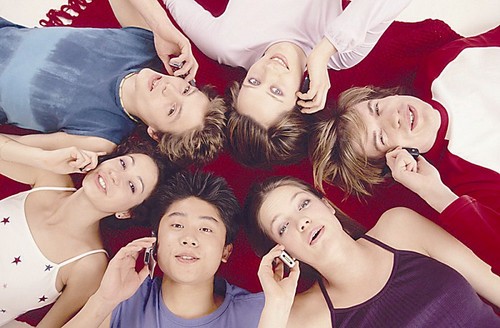 手机辐射影响健康?英国称这没有危害