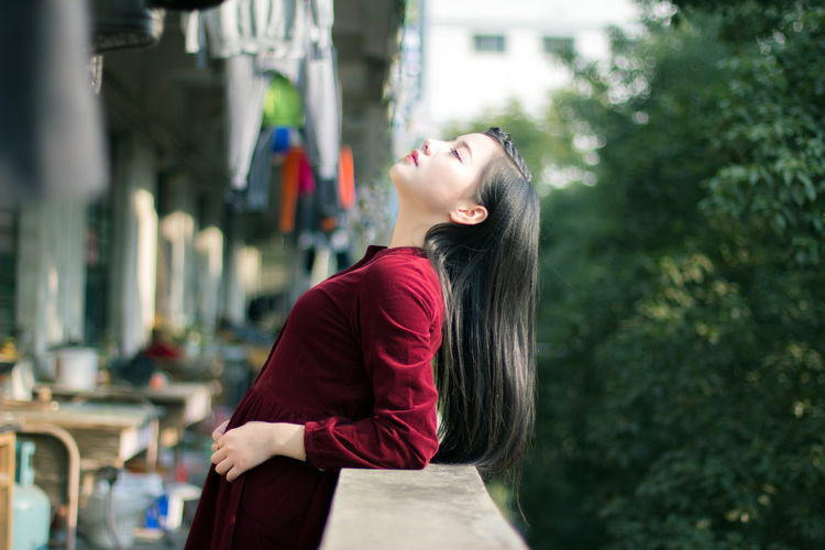 少女寂寞的独白 夕阳下唯美浪漫的作品_尼康