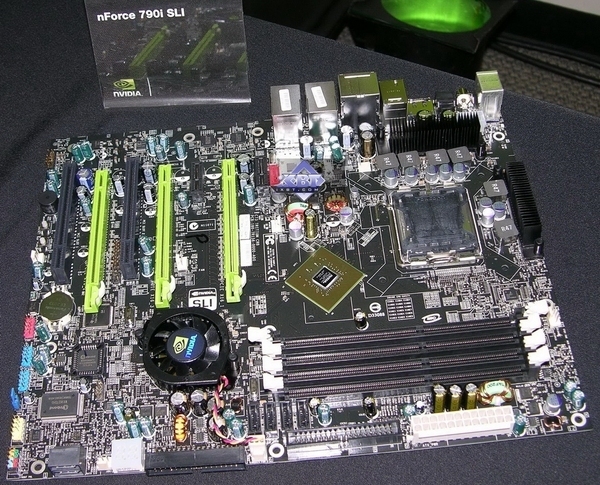 NVIDIA����չʾNF790i/780i/780A����ͼƬ����,ͼ3-ZOL�йش����ߵ�3��