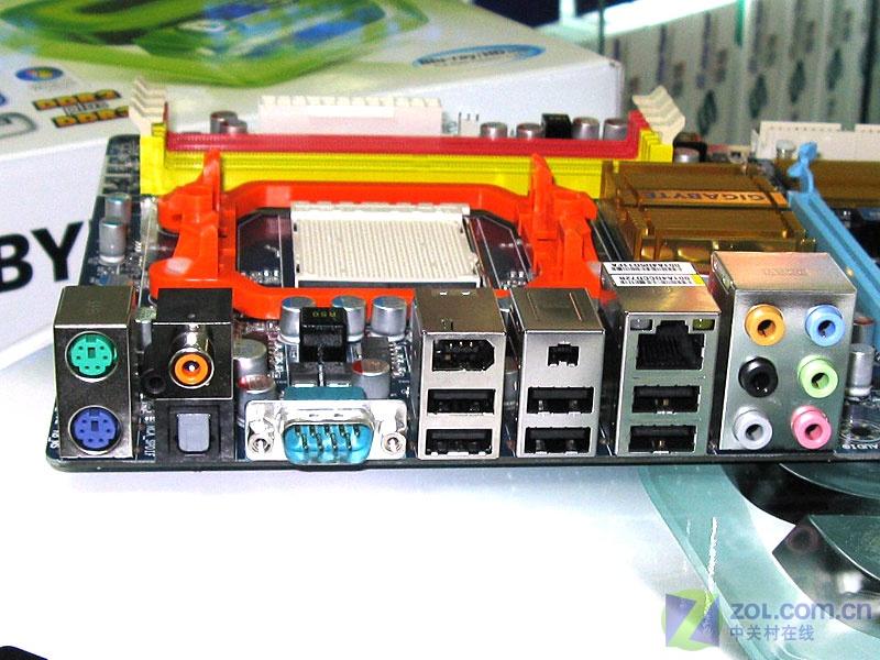 ���Σ�GIGABYTE��GA-MA770-DS3(rev. 1.0)ͼƬ���� ��5�� -ZOL�йش����ߵ�5��