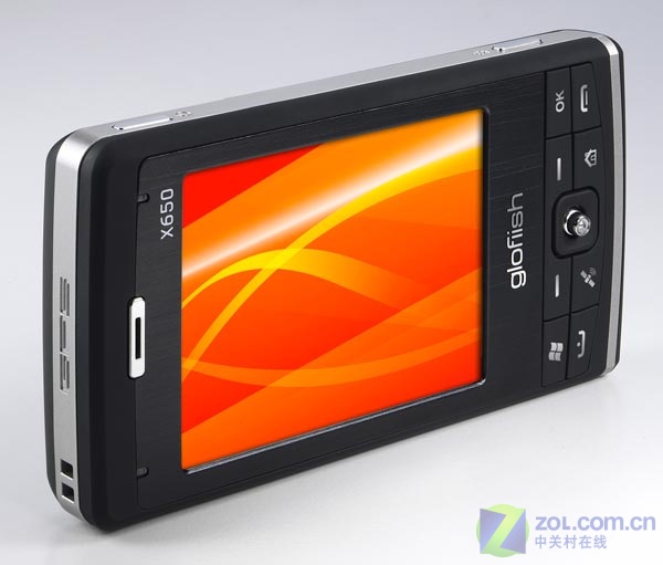 FM����/2.8��VGA��ĻGPS ���췢��X650ͼƬ����,ͼ2-ZOL�йش����ߵ�2��