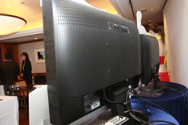 ���ɣ�ViewSonic��VX2640w ��1��