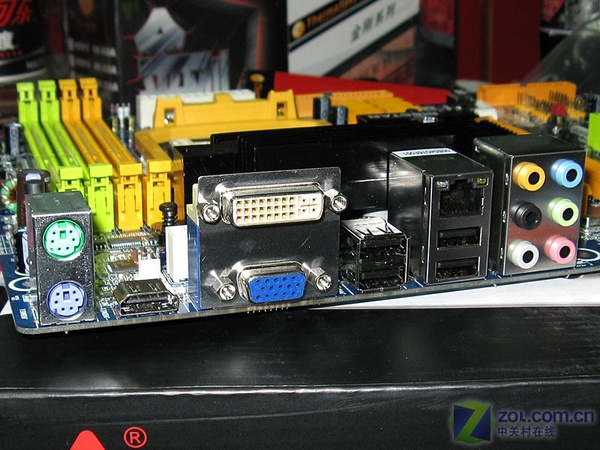 ӳ̩��BIOSTAR��TF8200 A2+ͼƬ���� ��7�� -ZOL�йش����ߵ�7��