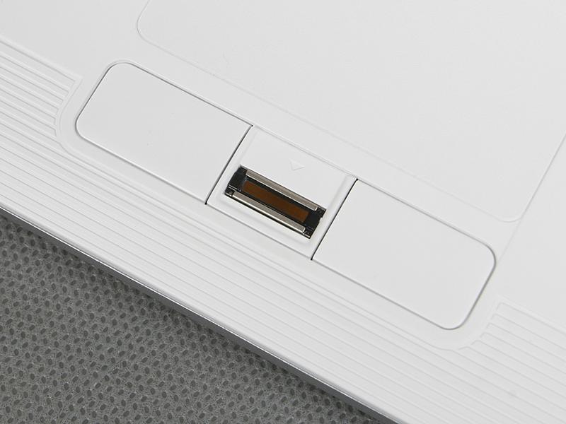 【室内效果图】神舟优雅HP260白色触摸板按