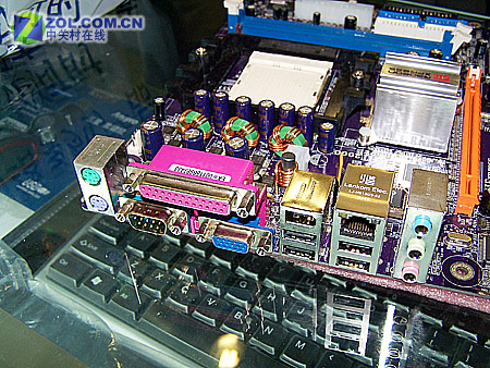 ����1394 390Ԫ939��PCIE������X300ͼƬ����,ͼ5-ZOL�йش����ߵ�5��