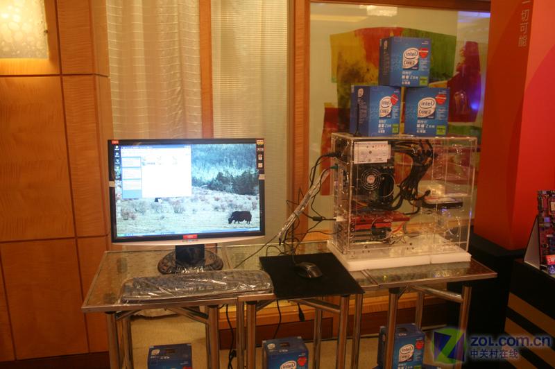 ǿǿ���� �߲ʺ�Я��Intel����4ϵ����ͼƬ����,ͼ1-ZOL�йش����ߵ�1��