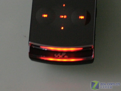 �����ƶ����ᰮ����W980iͼƬ���� ��70�� -ZOL�йش����ߵ�70��