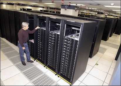 ���о��� ����IBM Systemsϵ�з�����ͼƬ����,ͼ1-ZOL�йش����ߵ�1��