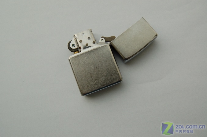 �� ɭ��������������Zippo�����ع�ͼƬ����,ͼ10-ZOL�йش����ߵ�10��