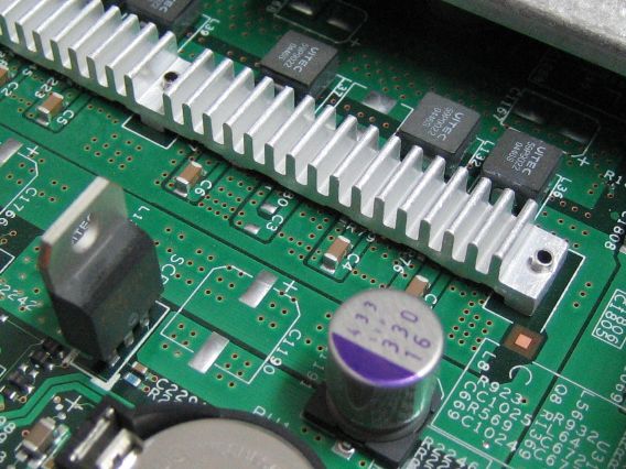 IBMxSeries 346(8840I05)ͼƬ���� ��4�� -ZOL�йش����ߵ�4��