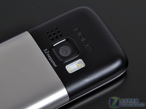 时尚金属纤薄手机诺基亚 6303ci售879元-诺基亚 6303c