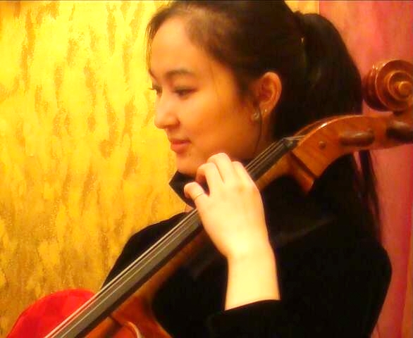 【高清图】<em>谁说女子不如男 音乐</em>系美女的影院