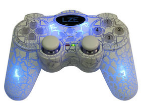 ���� J3 �ױ� PC����˫3D�ֱ�