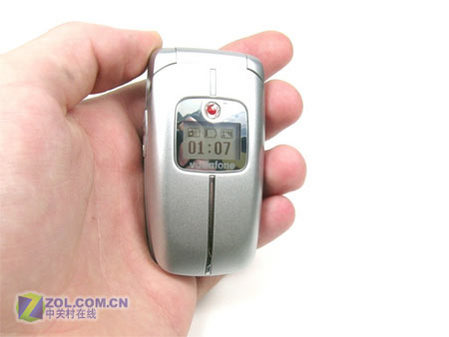 爱拍照勿入!VODAFONE-萨基姆简约VS3赏