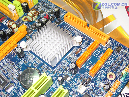 ӳ̩��BIOSTAR��TForce 945PͼƬ���� ��2�� -ZOL�йش����ߵ�2��