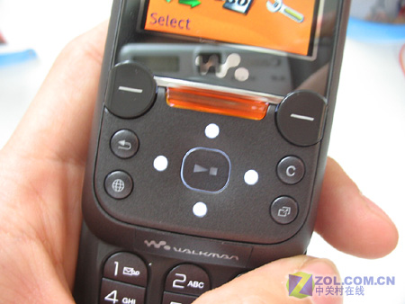 ���ᰮ���ţ�Sony Ericsson��W850iͼƬ���� ��50�� -ZOL�йش����ߵ�50��