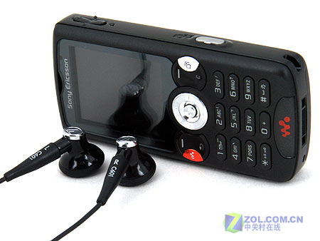 ���ᰮ���ţ�Sony Ericsson��W810cͼƬ���� ��13�� -ZOL�йش����ߵ�13��