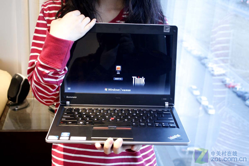 ���������� Ů������ThinkPad��С�챾��ͼƬ����,ͼ10-ZOL�йش����ߵ�10��