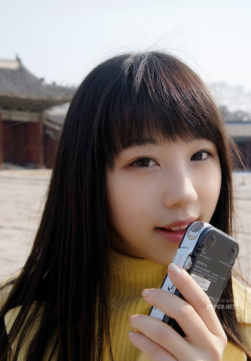 成熟稳重 sony录音笔pcm-m10美女图赏