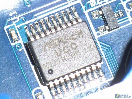 作为NVIDIA主流显卡市场的明星产品,9600GSO虽然是一款老型号产品,不过在价格定位与性能表现方面依然是一款值得用户考虑的产品。今日笔者得到消息,盈通G9600GSO-384GD3红牛版批量到货市场。目前该显卡的公开报价为499元,是一款能够满足主流消费者使用的产品。【详细】 盈通G9600GSO-384GD3红牛版 盈通G9600GSO-384GD3红牛版采用与中高端GTS250系列相同的的G92显示核心简化版,基于55nm工艺制造,内建96个Streaming Processor处理单元,支持