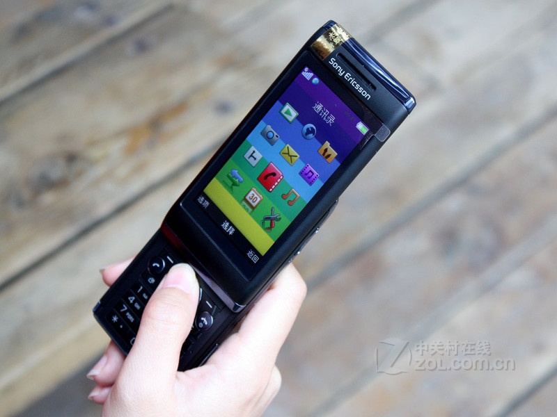 【组一图】索爱u10i黑色外观图片 图12-zol中关