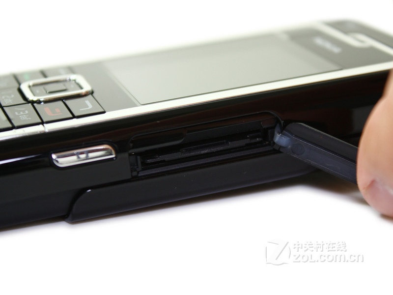 ŵ���ǣ�NOKIA��N72����ϸ��ͼͼƬ���� ��7�� -ZOL�йش����ߵ�7��