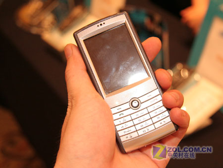 ���£�Amoi��E65ͼƬ���� ��35�� -ZOL�йش����ߵ�35��
