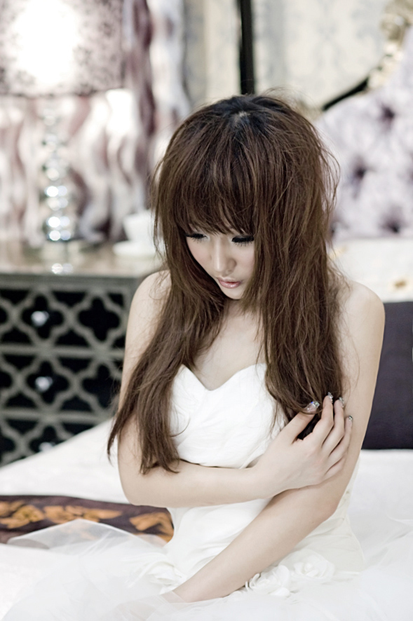 【高清图】ShowGirl小訫反串男人拍性感婚纱照图片 图6 -ZOL中关村在线