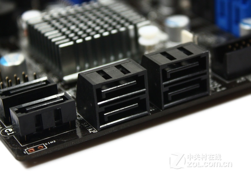 msi΢��΢��880GM-E41ͼƬ���� ��7�� -ZOL�йش����ߵ�7��