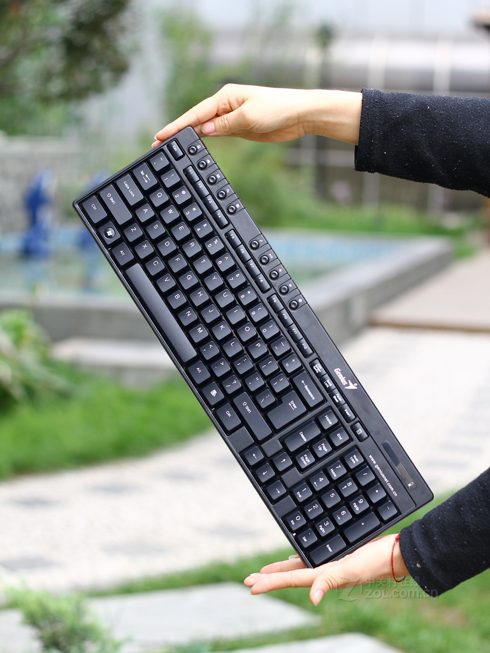 【美女图】精灵A100黑色键盘图片 图5-ZOL中