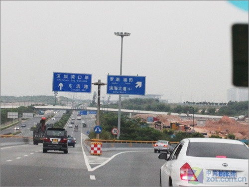 רҵGϵ�л��ݵ��� ������G700����֮�� 