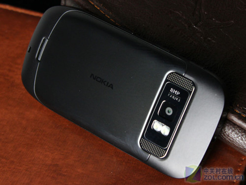 Symbian^3第二弹 800万像素诺基亚C7图赏