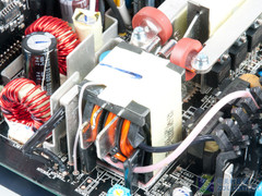 ﲻ ѿHCP1200W<A href=http://www.zhujiangroad.com/price/power.html TARGET=_blank><u><font color=#000000>Դ</font></u></a>ײ 