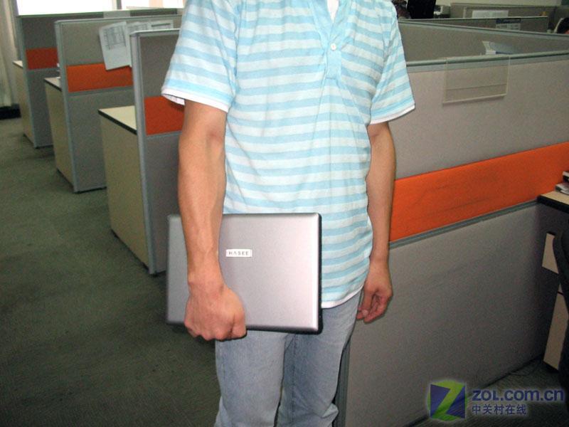 6400Ԫ ����1.9Kg˫��С��W205R����ͼƬ����,ͼ23-ZOL�йش����ߵ�23��