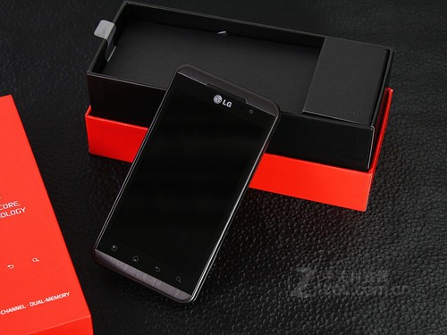 4.3寸屏裸眼3D LG Optimus 3D特价中