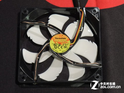 白光12cm静音扇 Tt凤凰A3536现价45元