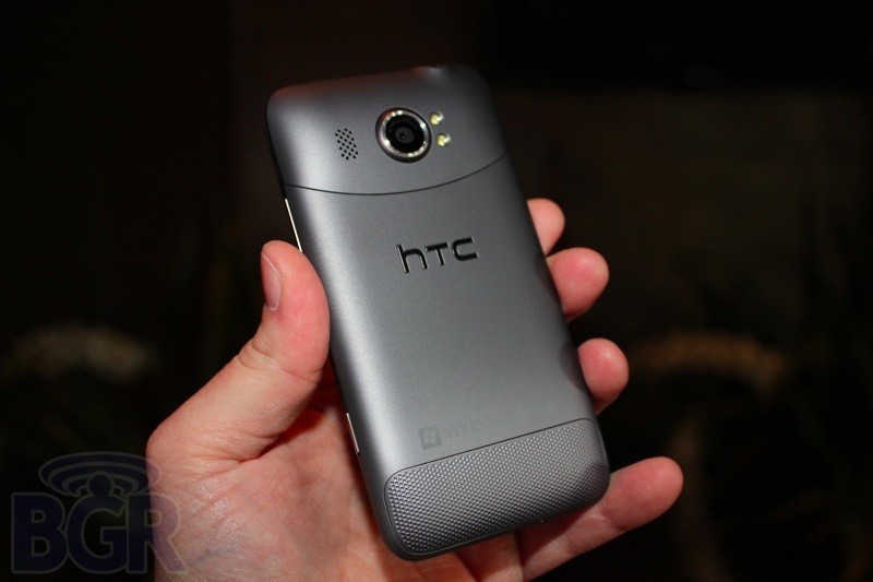 4.7����+1600w���� HTC Titan II��ʽ����ͼƬ����,ͼ3-ZOL�йش����ߵ�3��