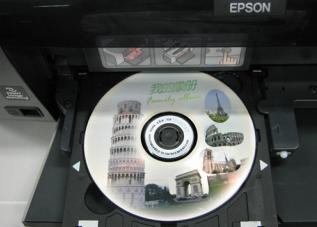 �Ĳ����� ������R230����CD/DVD����ͼƬ����,ͼ4-ZOL�йش����ߵ�4��