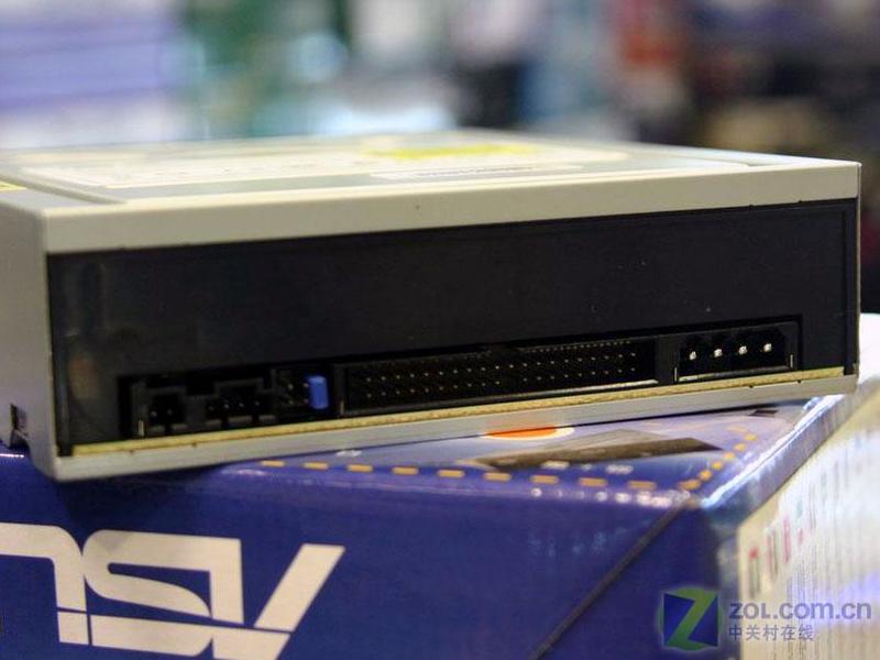 ��˶��ASUS��DVD-E616A3 ��1��