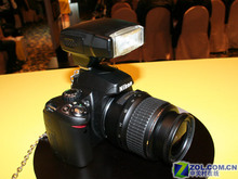 �῵��Nikon��D40ͼƬ���� ��102�� -ZOL�йش����ߵ�102��