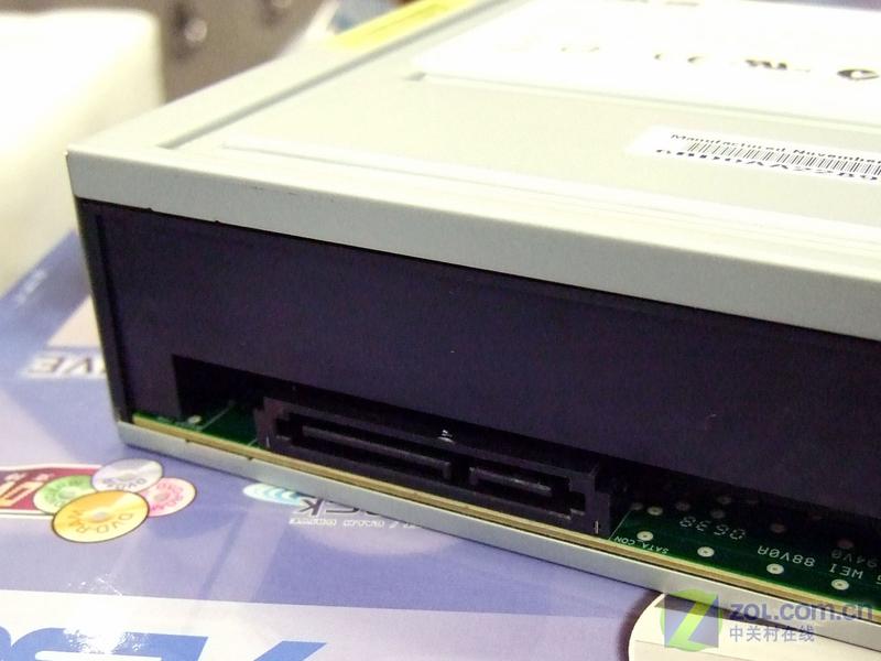 ��˶��ASUS��DVD-E616A3T ��1��
