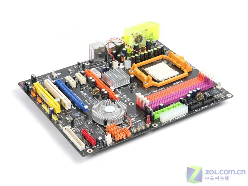 �ڴ��۶ƽ��� ��ӢNF590-SLI����ͼƬ����,ͼ1-ZOL�йش����ߵ�1��